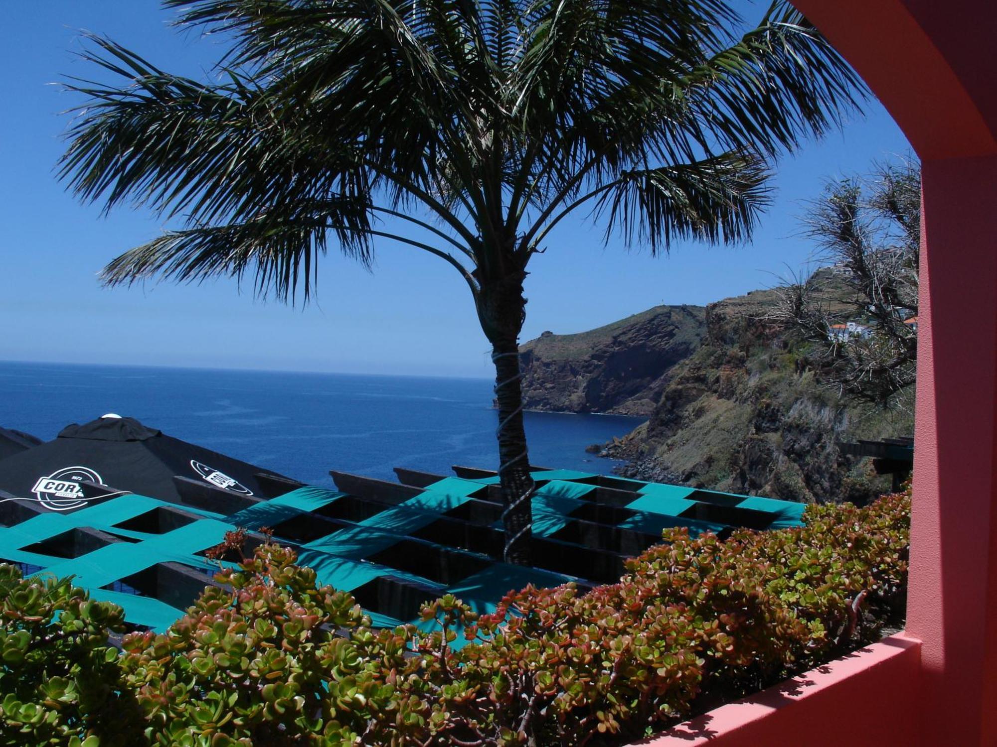 Inn & Art Madeira كانيكو المظهر الخارجي الصورة