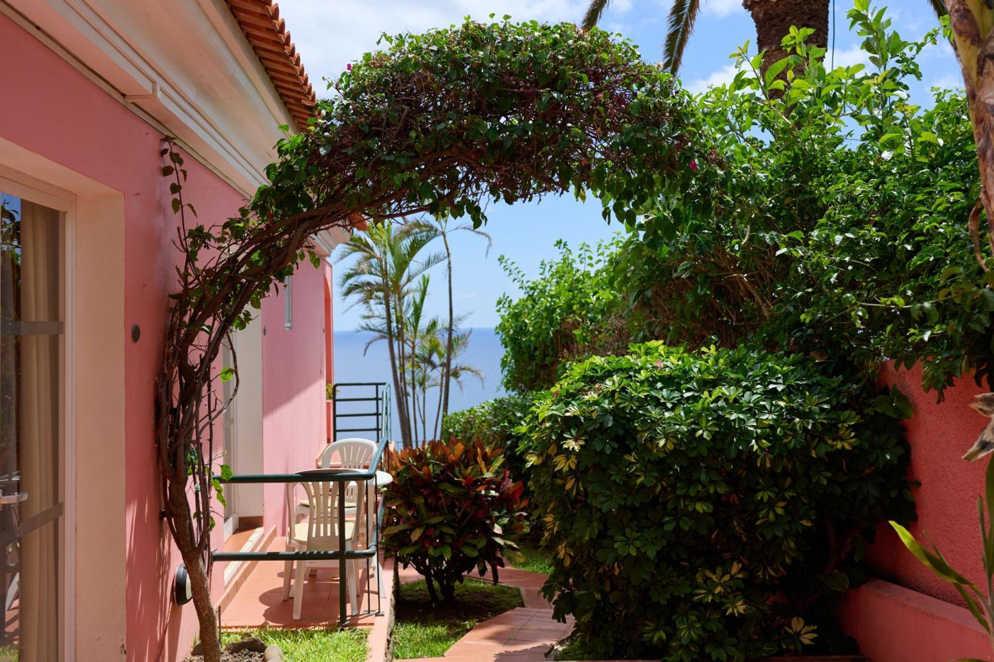Inn & Art Madeira كانيكو المظهر الخارجي الصورة